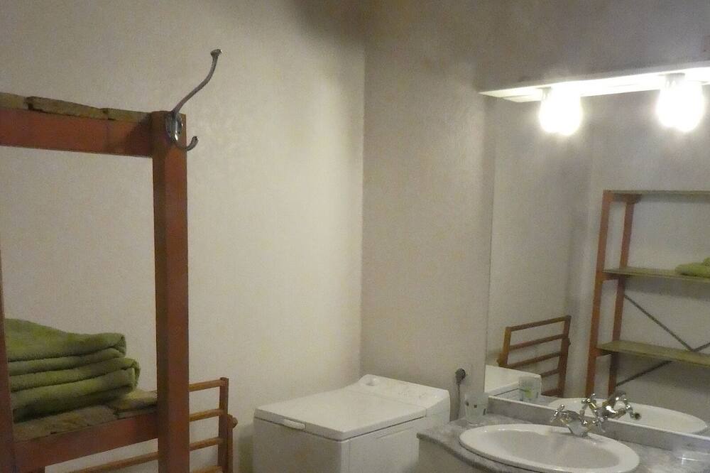 Photo of Bathroom in Argeles-sur-Mer