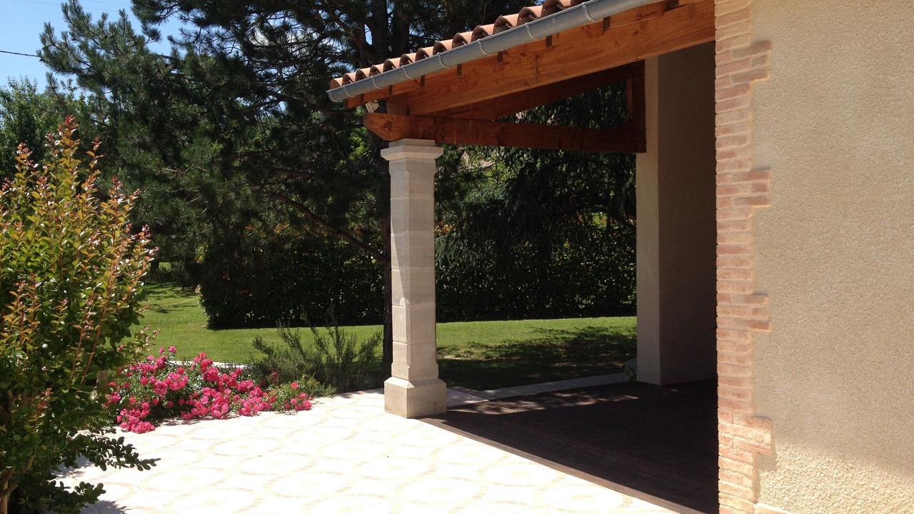 Photo of Patio Balcony in Villefranche-de-Rouergue