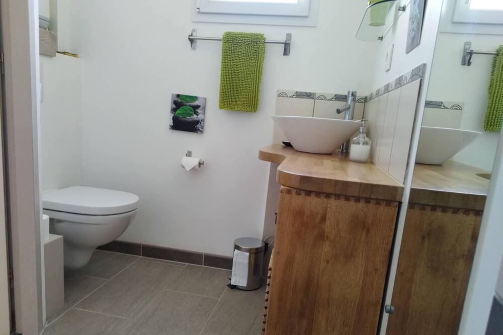 Photo of Bathroom in Orgnac-l'Aven
