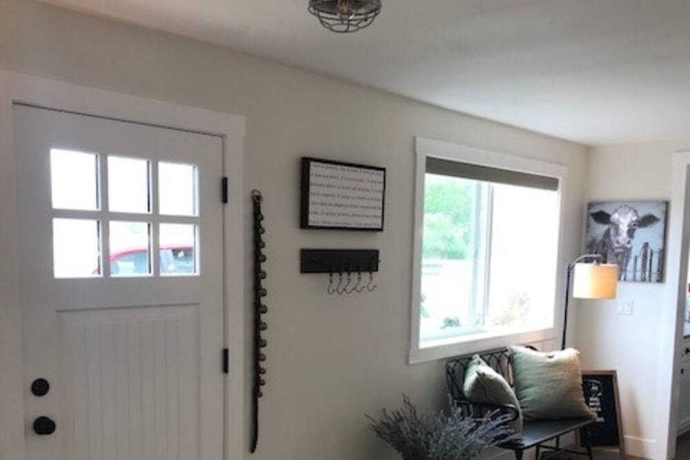 Photo of Others in Aurora