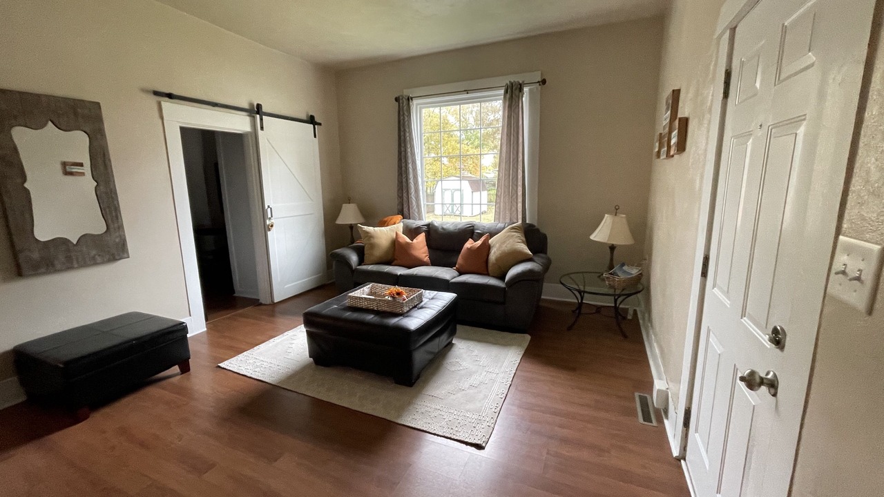Photo of Livingroom in Pendleton