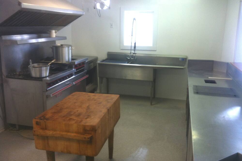 Photo of Kitchen in Rideau Lakes