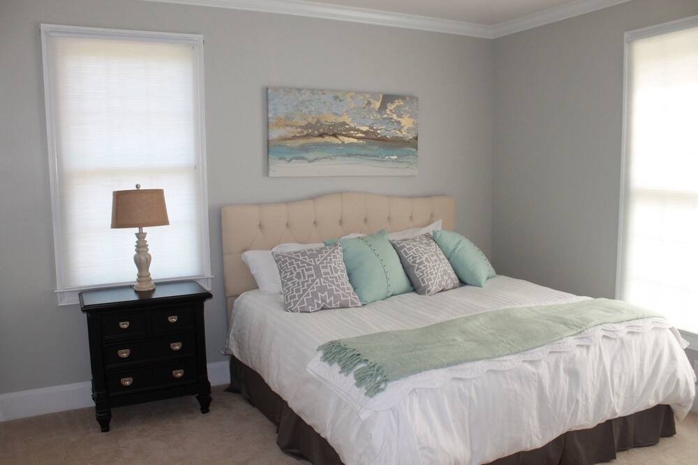 Photo of Bedroom in Greensboro