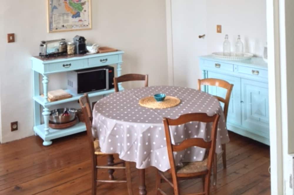 Photo of Kitchen in Bommes