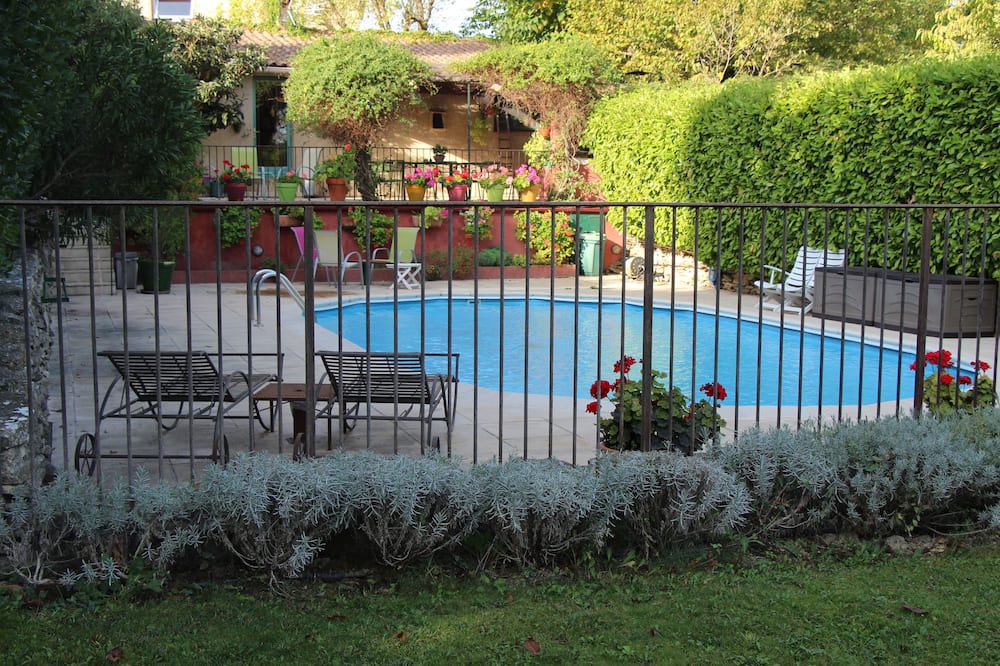 Photo of Outdoor in Saint-Jean-de-Ceyrargues