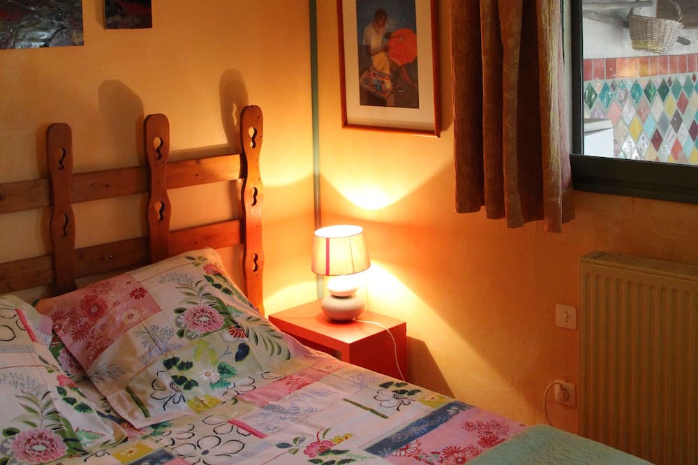 Photo of Bedroom in Saint-Jean-de-Ceyrargues