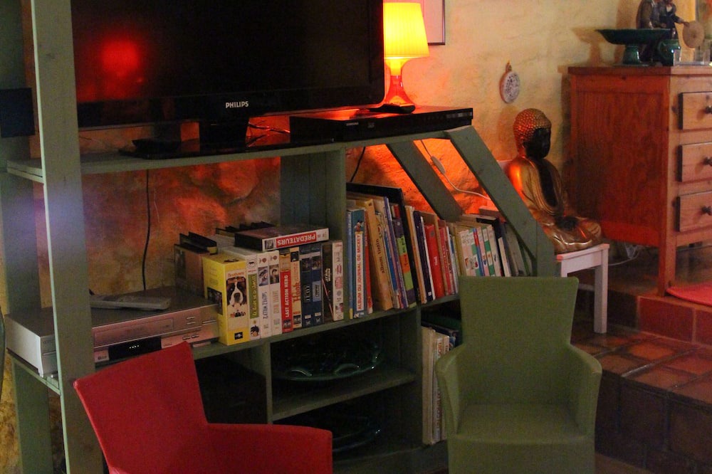 Photo of Livingroom in Saint-Jean-de-Ceyrargues
