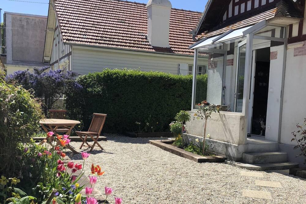 Photo of Outdoor in Lion-sur-Mer