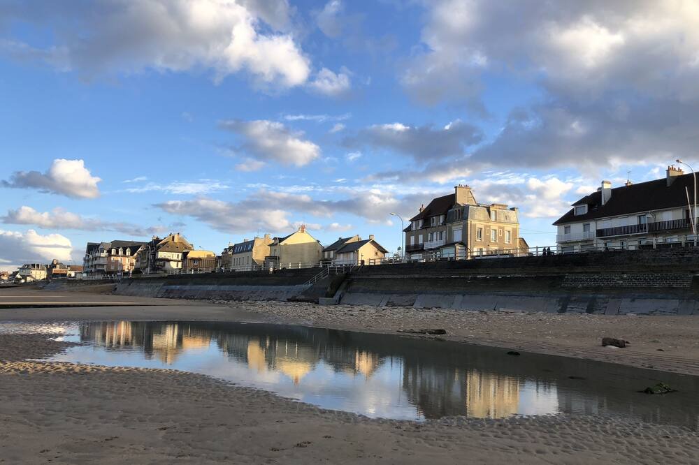 Photo of Others in Lion-sur-Mer