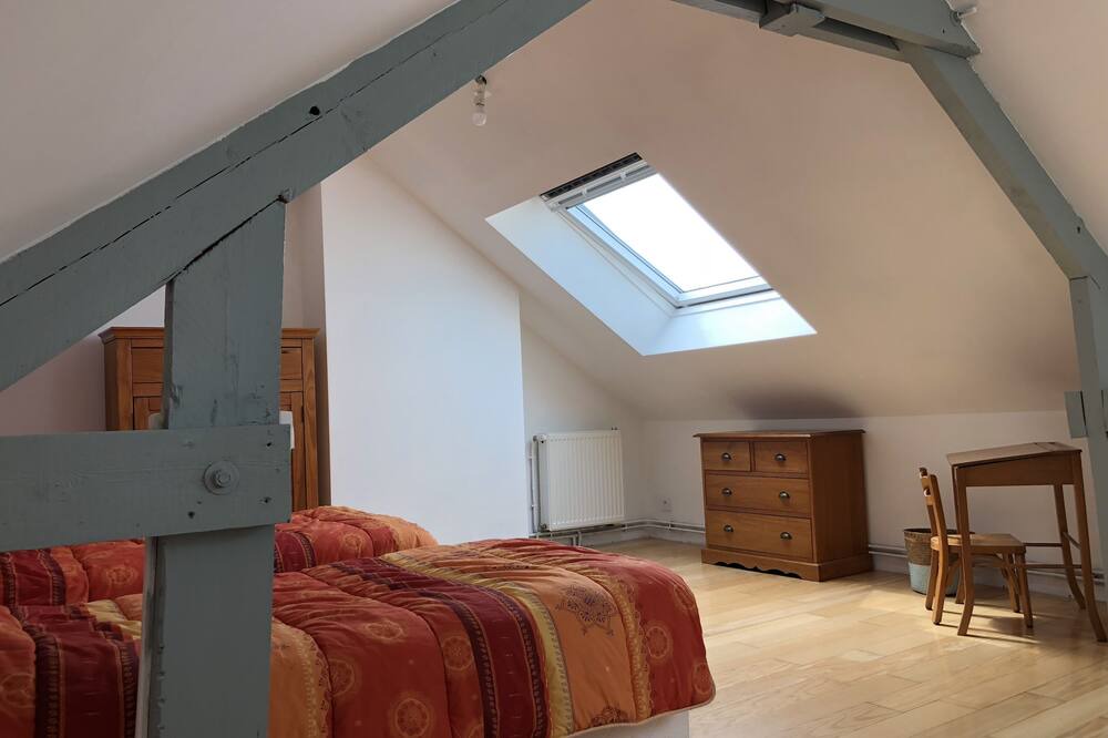 Photo of Bedroom in Lion-sur-Mer