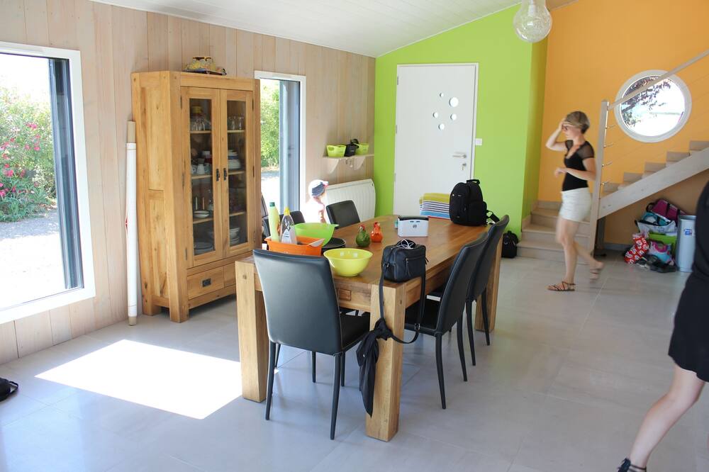 Photo of Livingroom in St Benoist-sur-Mer