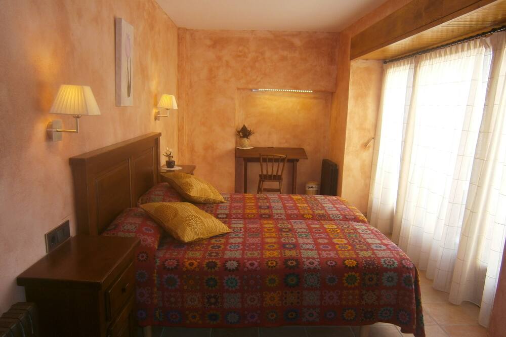 Photo of Bedroom in Adrall