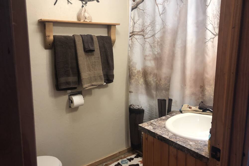 Photo of Bathroom in Shawnee