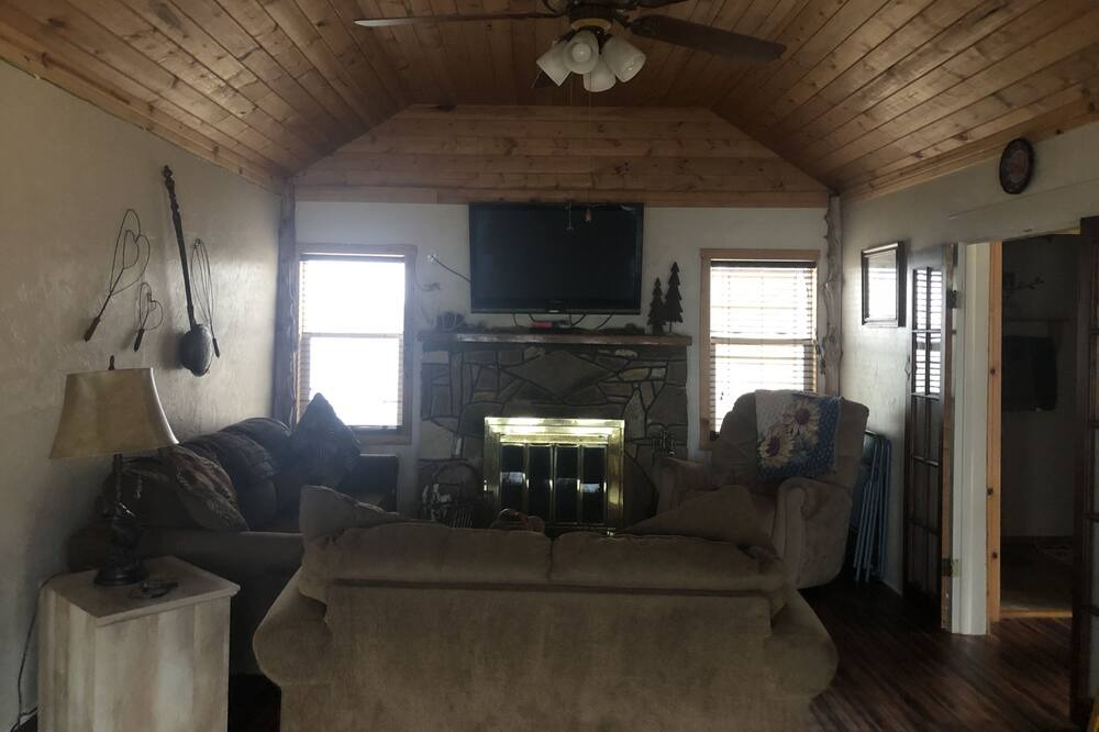 Photo of Bedroom in Shawnee