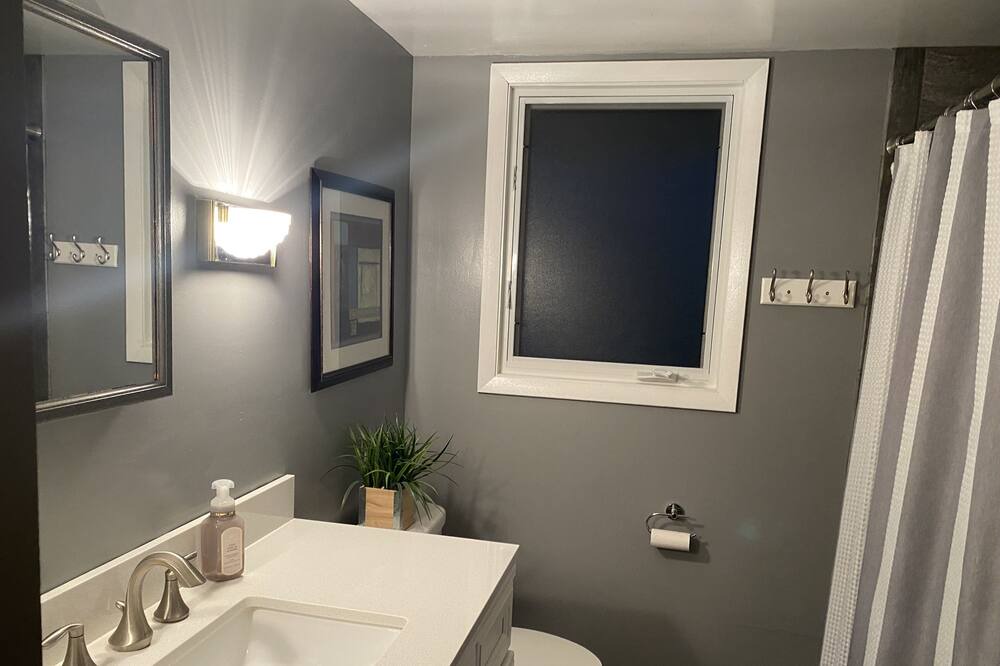 Photo of Bathroom in Camdenton