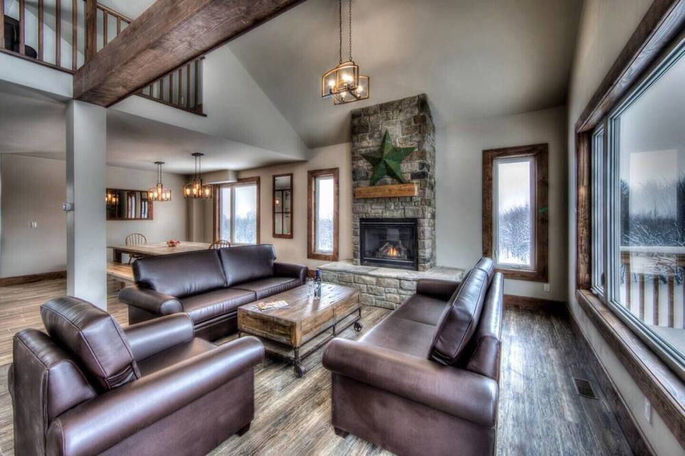 Photo of Livingroom in The Blue Mountains