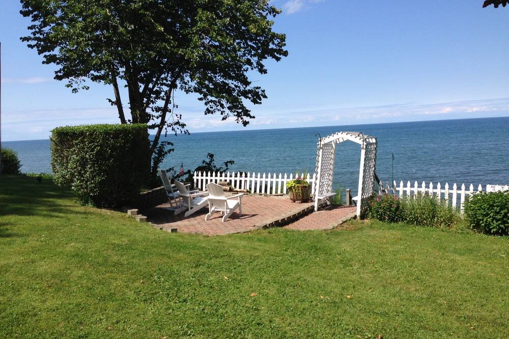 Photo of Outdoor in Fancher