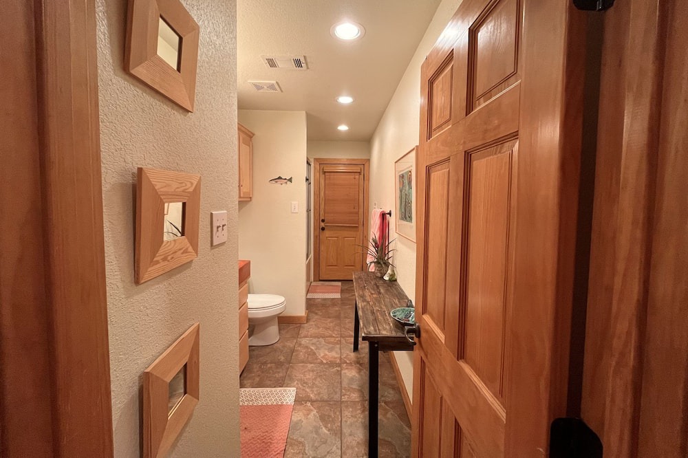 Photo of Bathroom in Morgan
