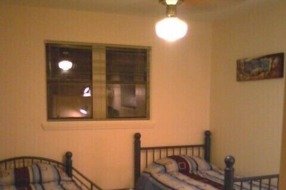 Photo of Bedroom in Tulsa