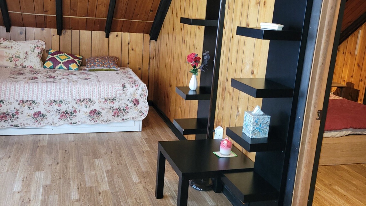 Photo of Bedroom in Henryville