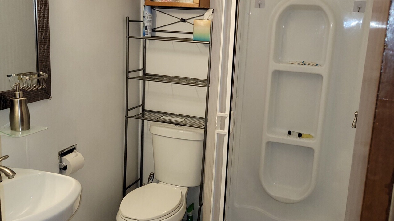 Photo of Bathroom in Henryville