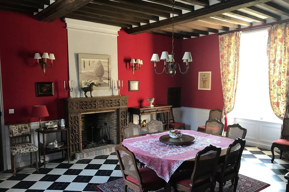 Photo of Bedroom in Le Planet