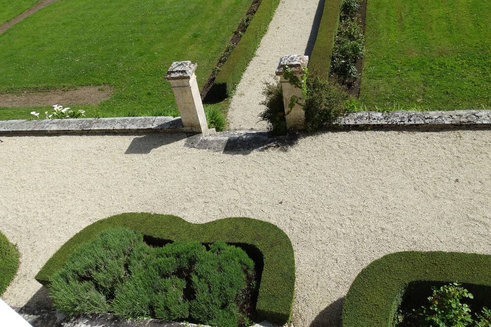 Photo of Others in Le Planet