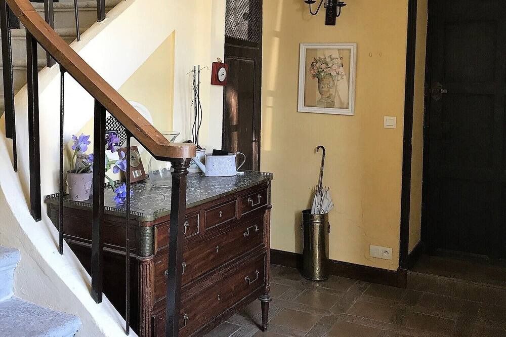 Photo of Others in Le Planet