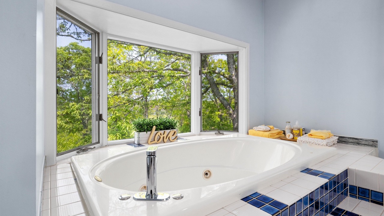 Photo of Others in Cotuit