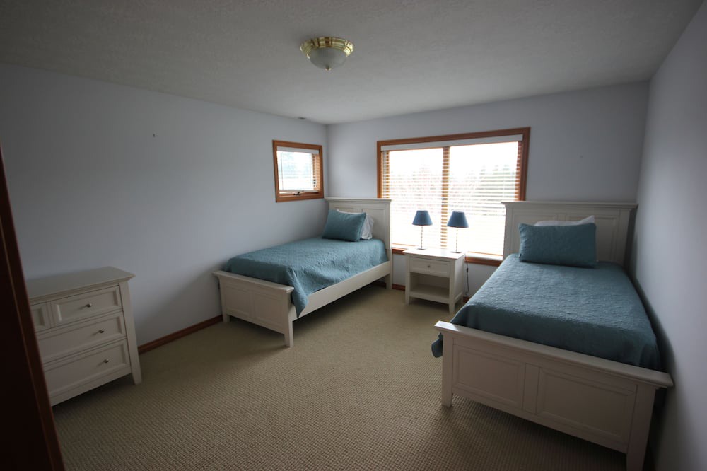 Photo of Others in Parkdale