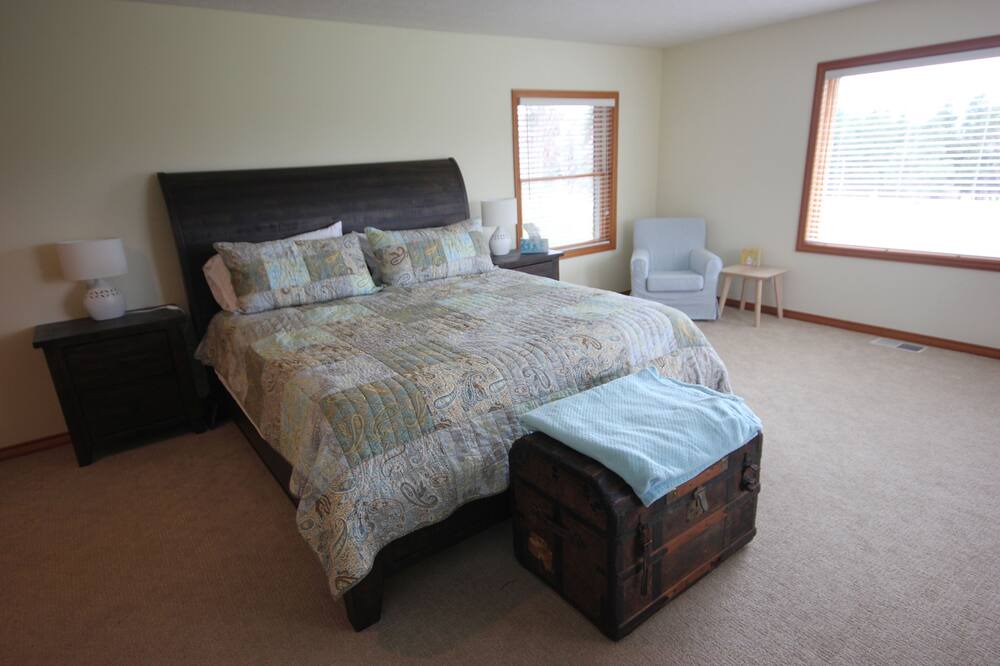 Photo of Others in Parkdale