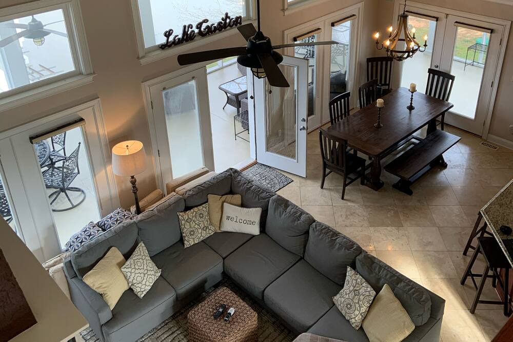 Photo of Bedroom in Whitby Cove