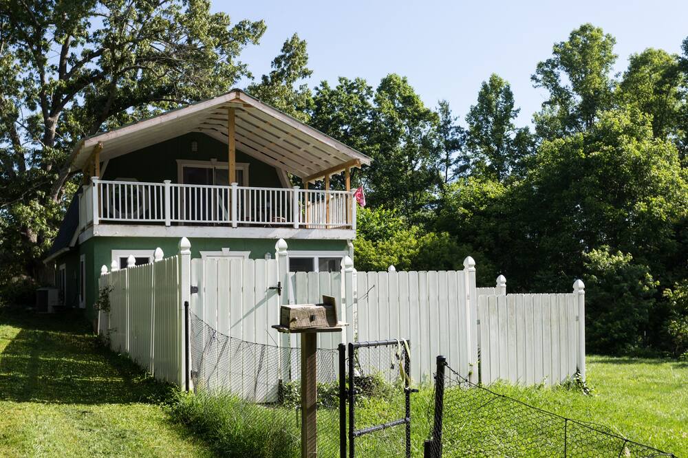 Photo of Outdoor in Fletcher