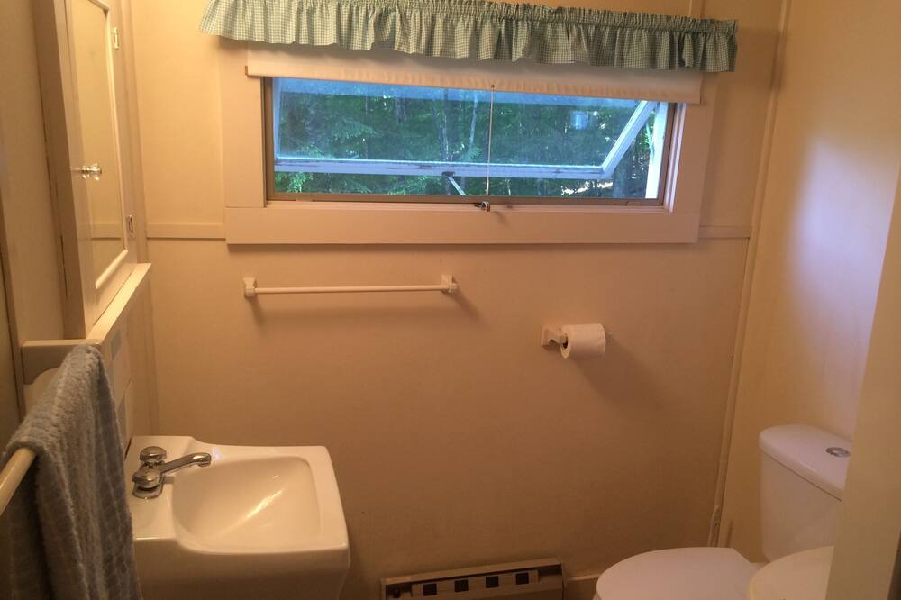 Photo of Bathroom in Inlet