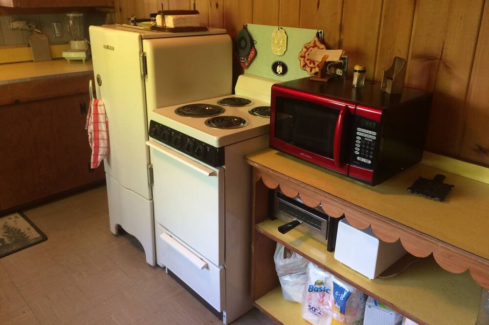 Photo of Kitchen in Inlet
