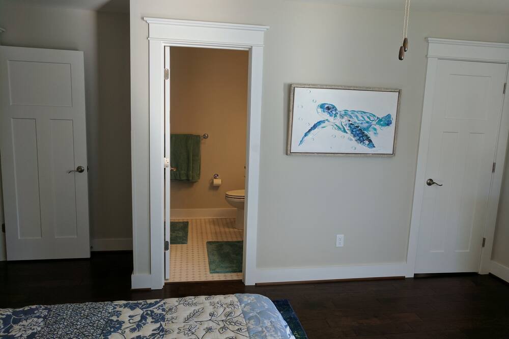 Photo of Bathroom in Northeast Virginia Beach