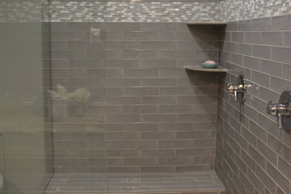Photo of Bathroom in Northeast Virginia Beach