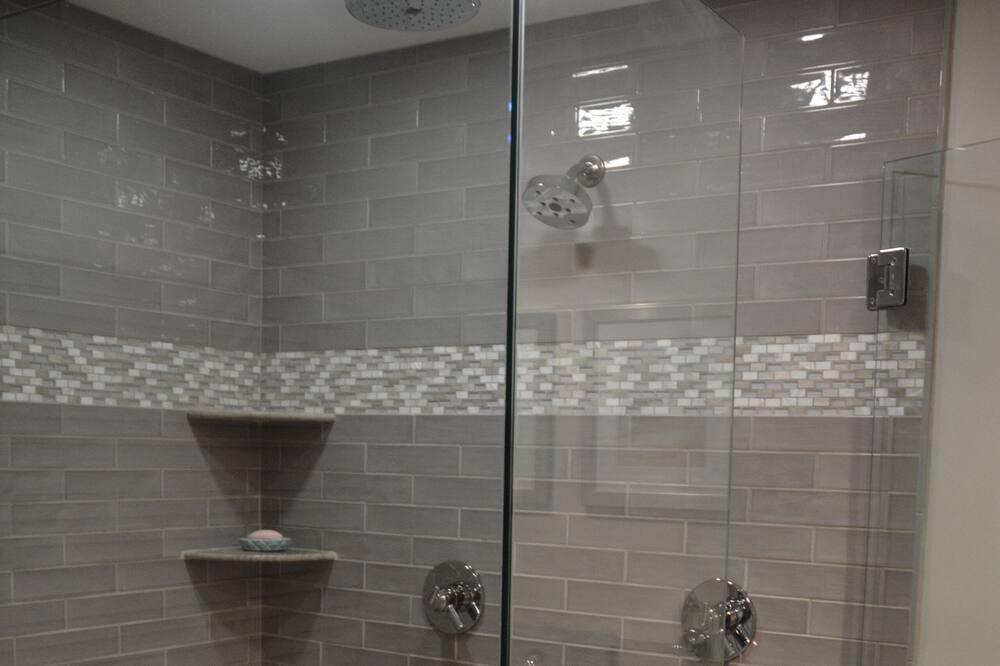 Photo of Bathroom in Northeast Virginia Beach