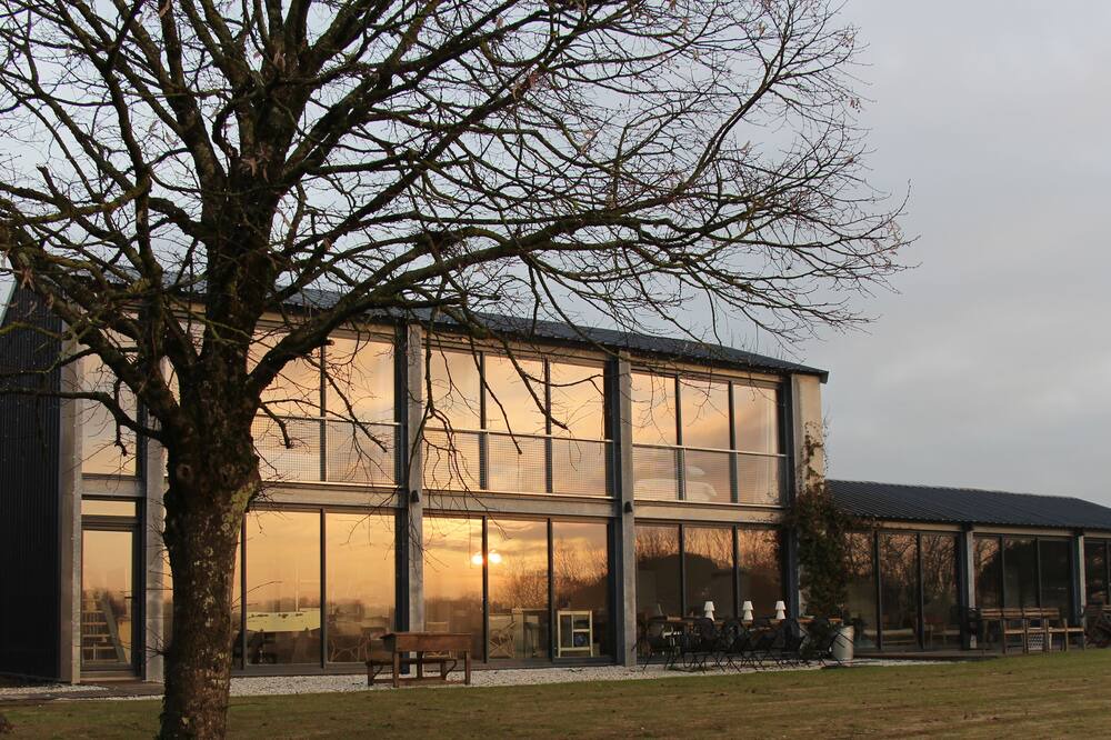 Photo of Outdoor in Grosbreuil