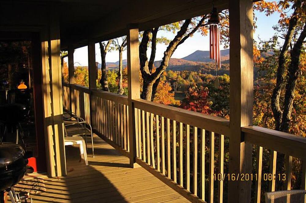 Photo of Patio Balcony in Dillard
