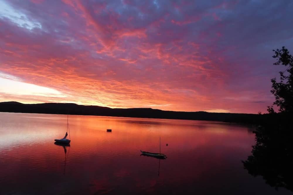 Photo of Others in Morgan