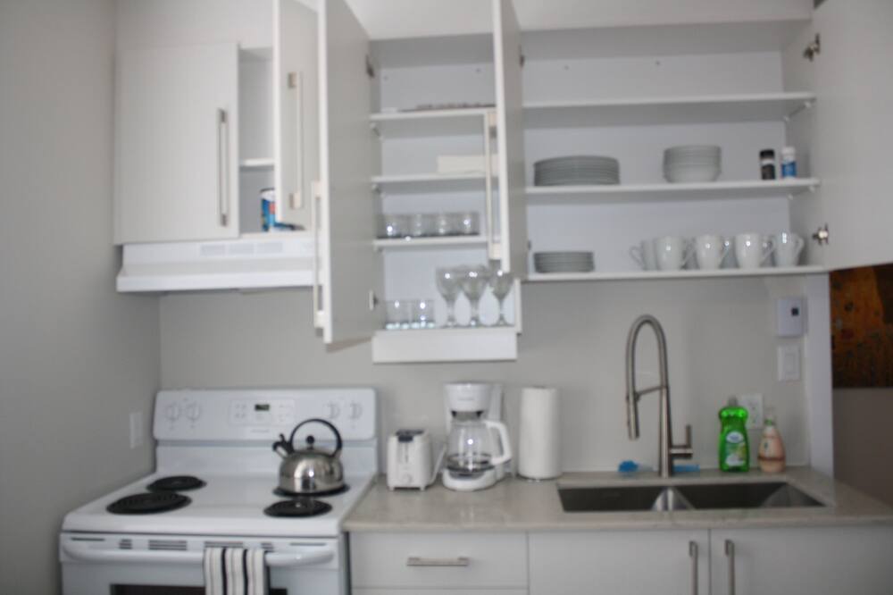 Photo of Kitchen in La Petite-Patrie