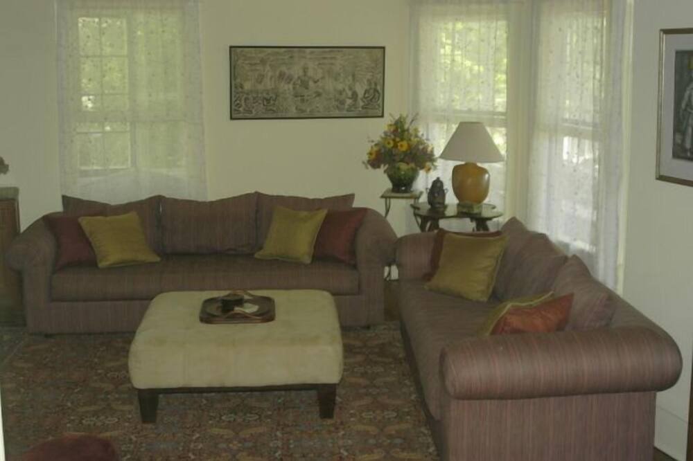 Photo of Bedroom in Avon