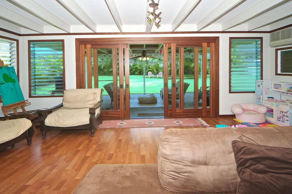 Photo of Bedroom in Waimanalo Beach