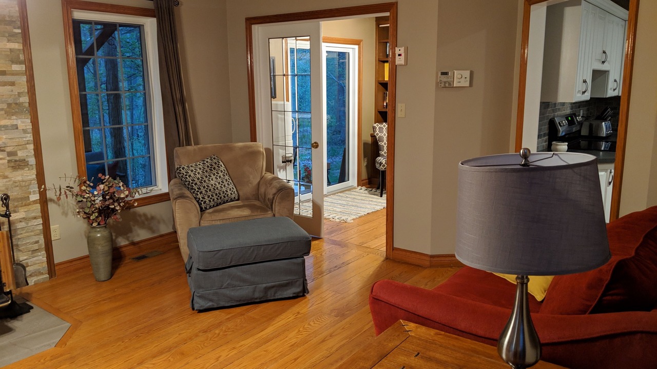 Photo of Livingroom in West Lincoln