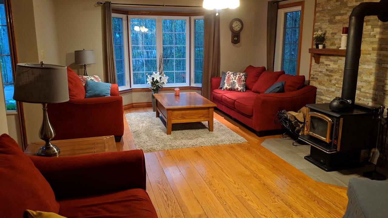 Photo of Livingroom in West Lincoln