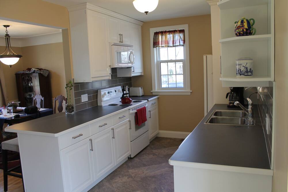 Photo of Kitchen in Dundas