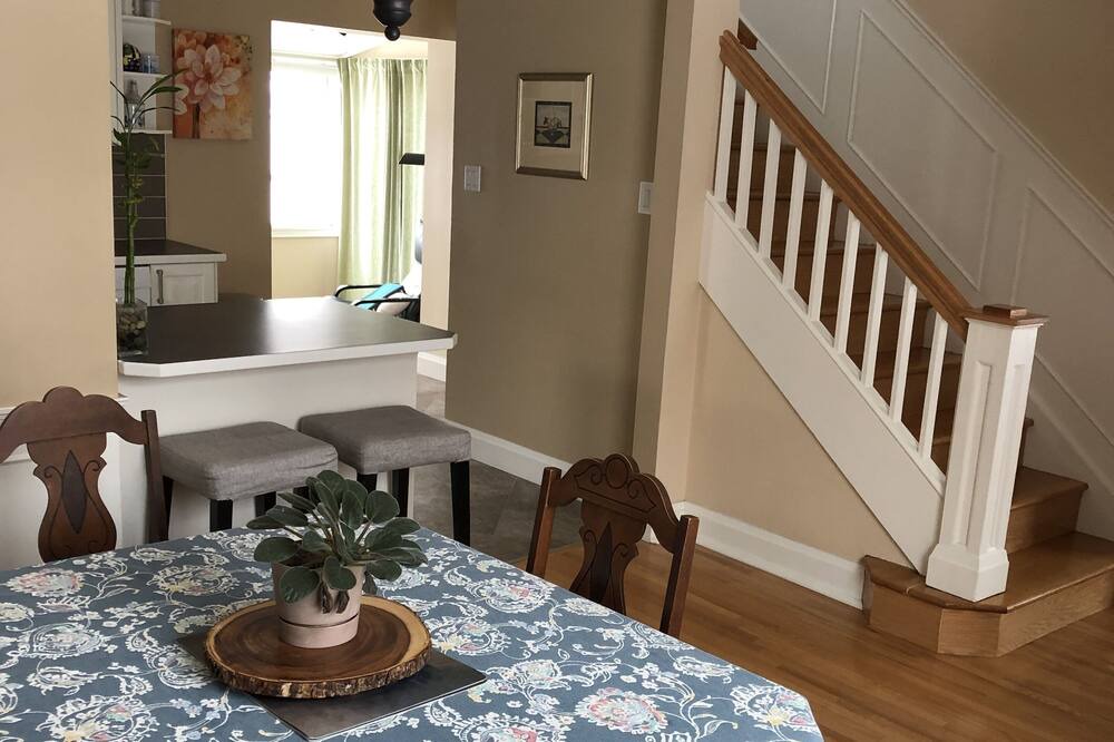 Photo of Bedroom in Dundas