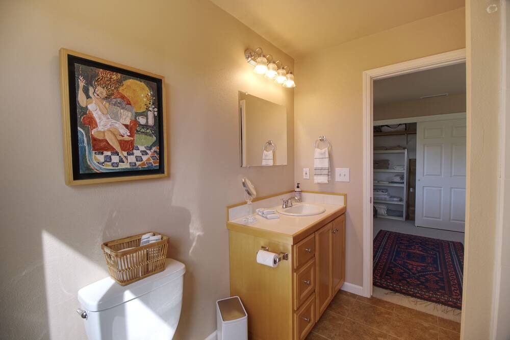 Photo of Bathroom in Anderson Valley