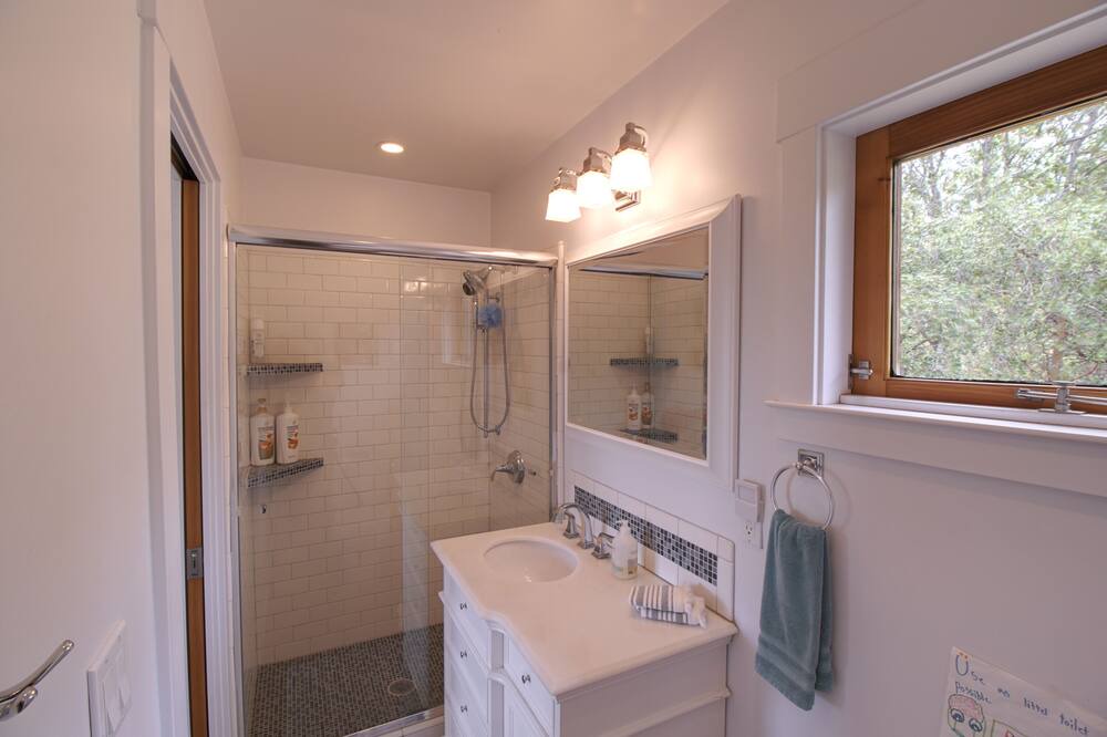 Photo of Bathroom in Anderson Valley